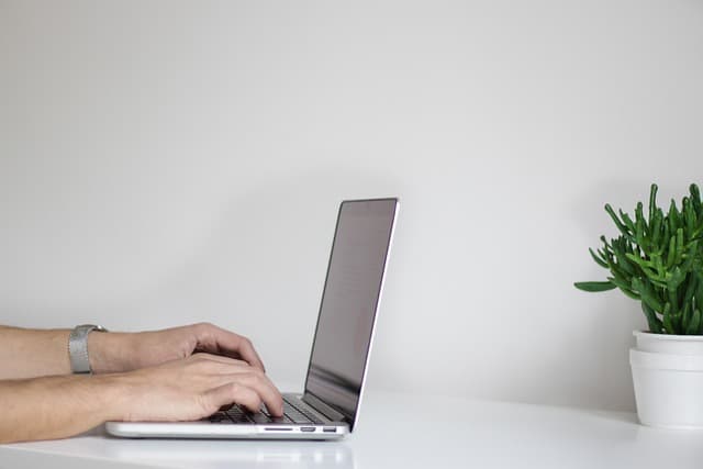Order Fulfillment: Advanced Methods and Solutions